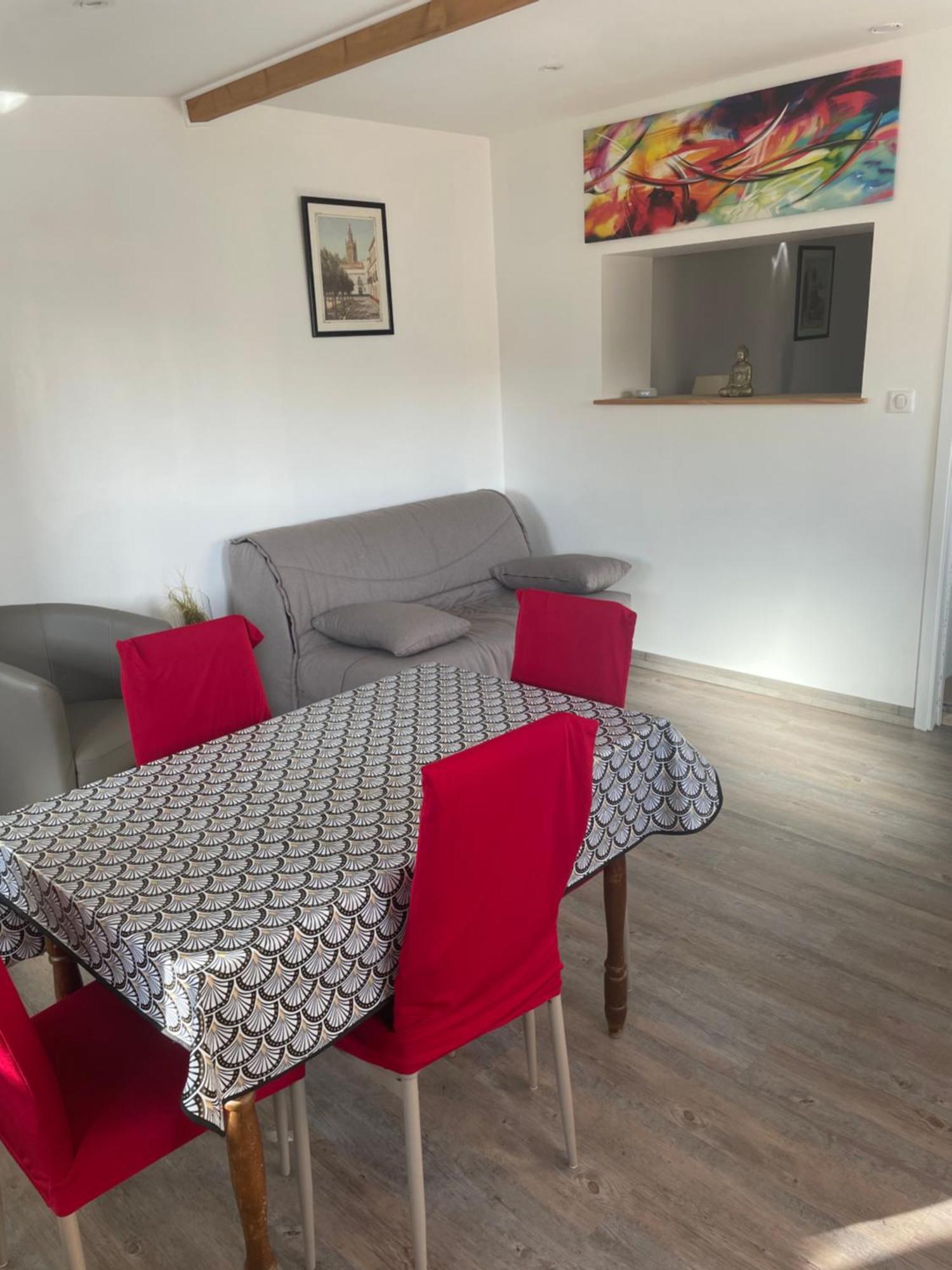 Logement Perigueux Champcevinel ภายนอก รูปภาพ
